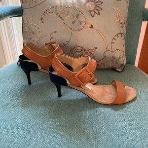 Beautiful DVF Brown Leather Sandals